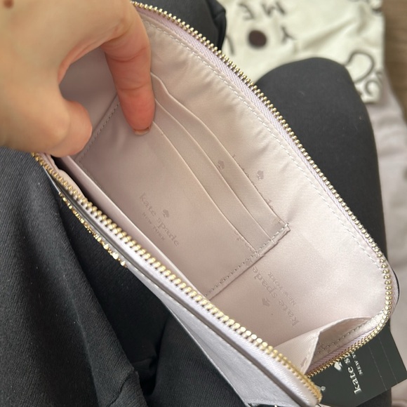 NWT kate spade wristlet - Picture 4 of 5